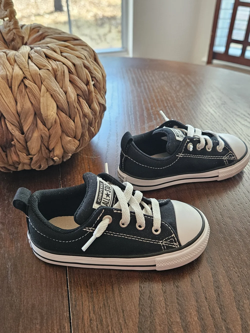 Converse All Star Black White Shoes Toddler Size 8 Sneakers